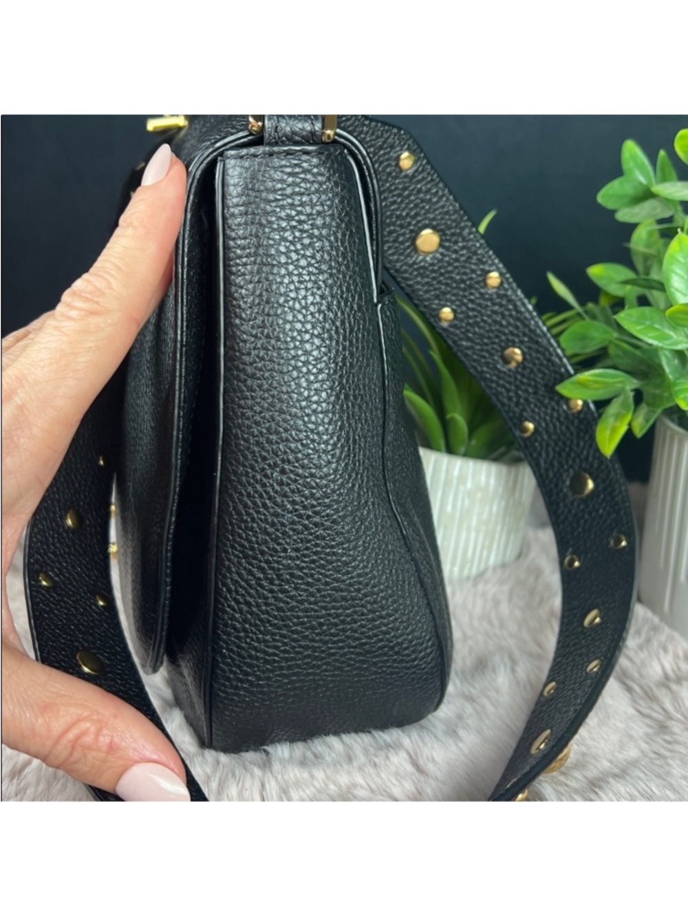🖤✨Michael Kors Hayes Pebbled Leather Crossbody with Studded Strap NWOT✨🖤 - Picture 3 of 11